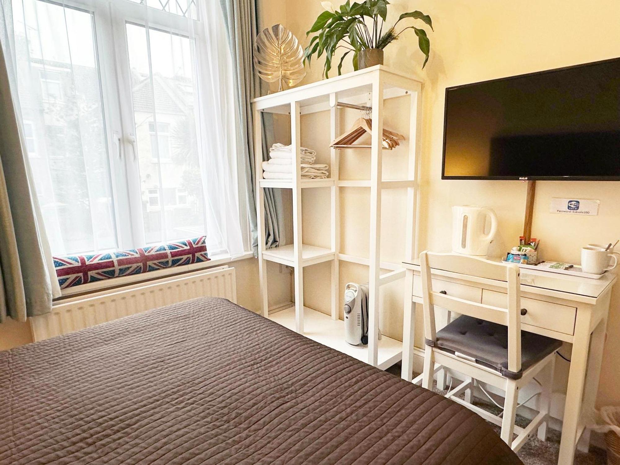 Esk Vale Guest House Portsmouth Ngoại thất bức ảnh